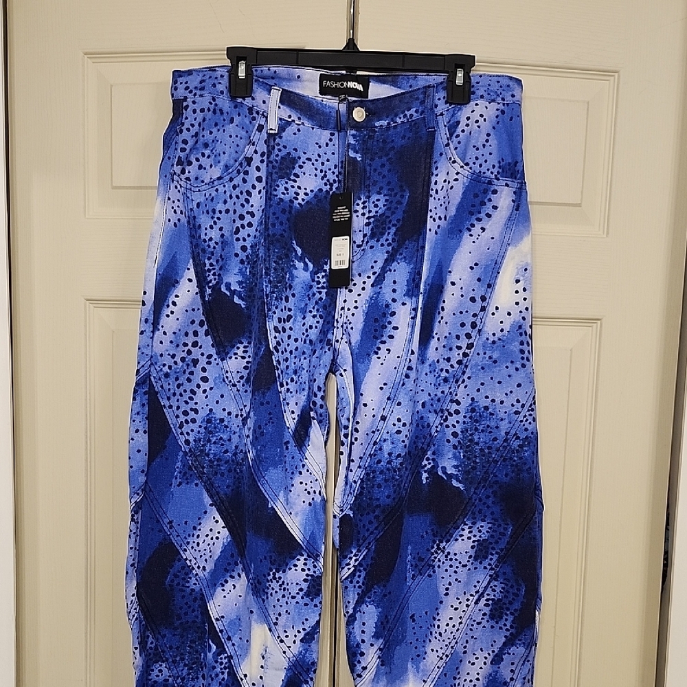 Fashion Nova Comes In Waves Taper Leg Baggy Jeans - Blue